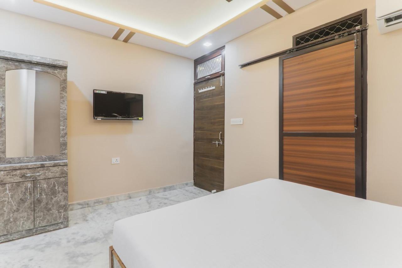 Oyo Tripureswari Guest House Puri Ngoại thất bức ảnh