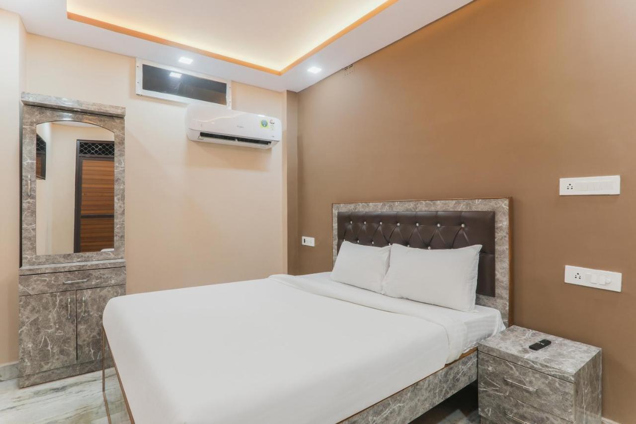 Oyo Tripureswari Guest House Puri Ngoại thất bức ảnh